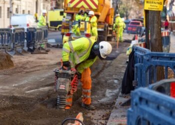 Best Student Jobs in the UK That Can Earn You Up to $75,000 a Year